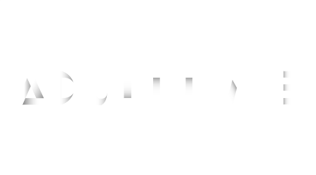 Eine lustvolle Oma mit schlaffen Brüsten bekommt nach einem Hardcore-Fick eine ordentliche Ladung Sperma ab