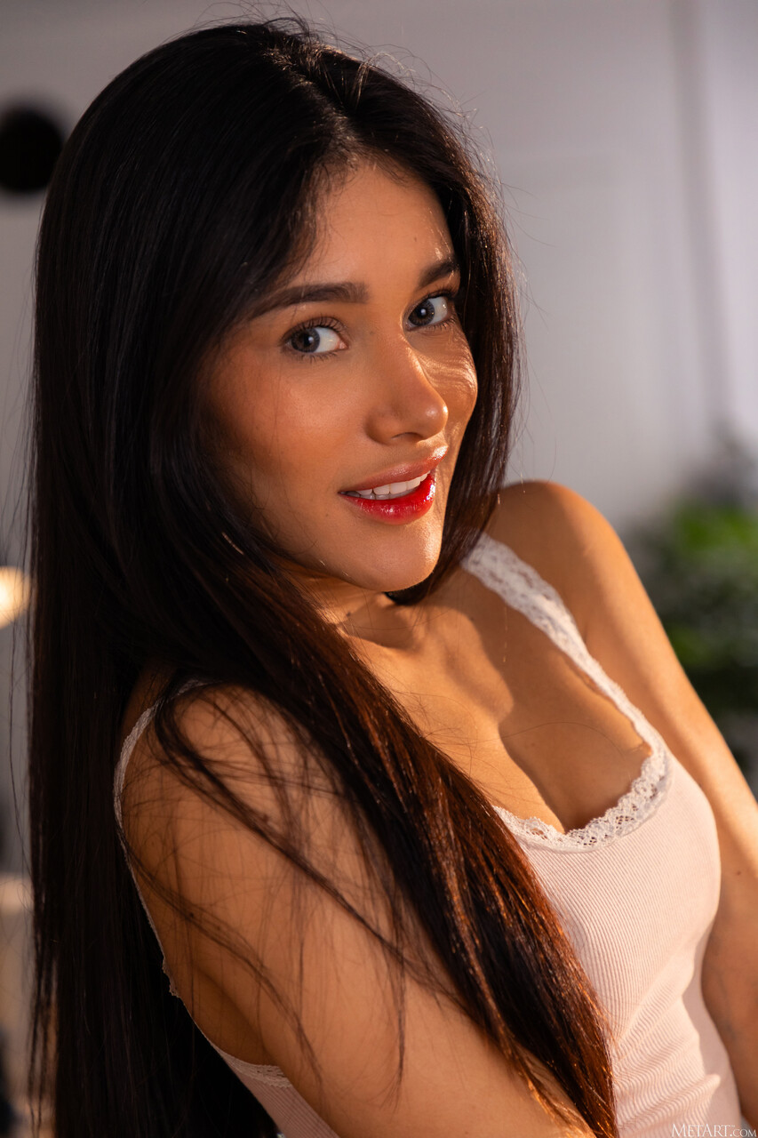 Met Art Mit Carolina Guerrero – Erotikbilder