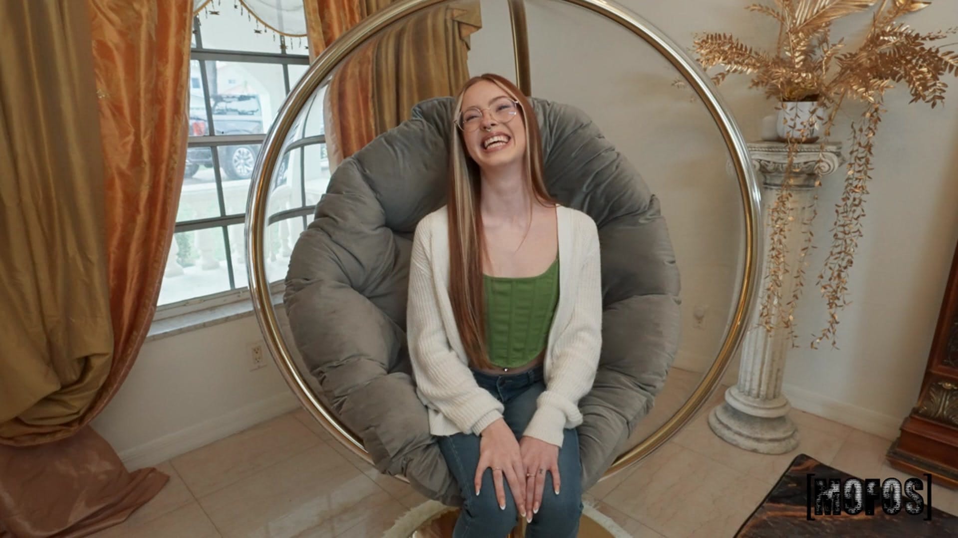 Die Zierliche Teenagerin Explicit Kait Hat Wilden Sex Mit Einem Gut Bestückten Daddy